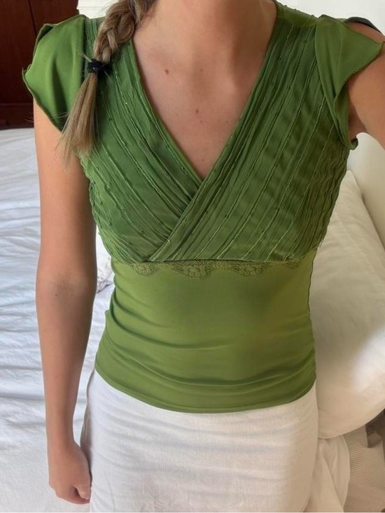 Tops - 90's y2k sequin top